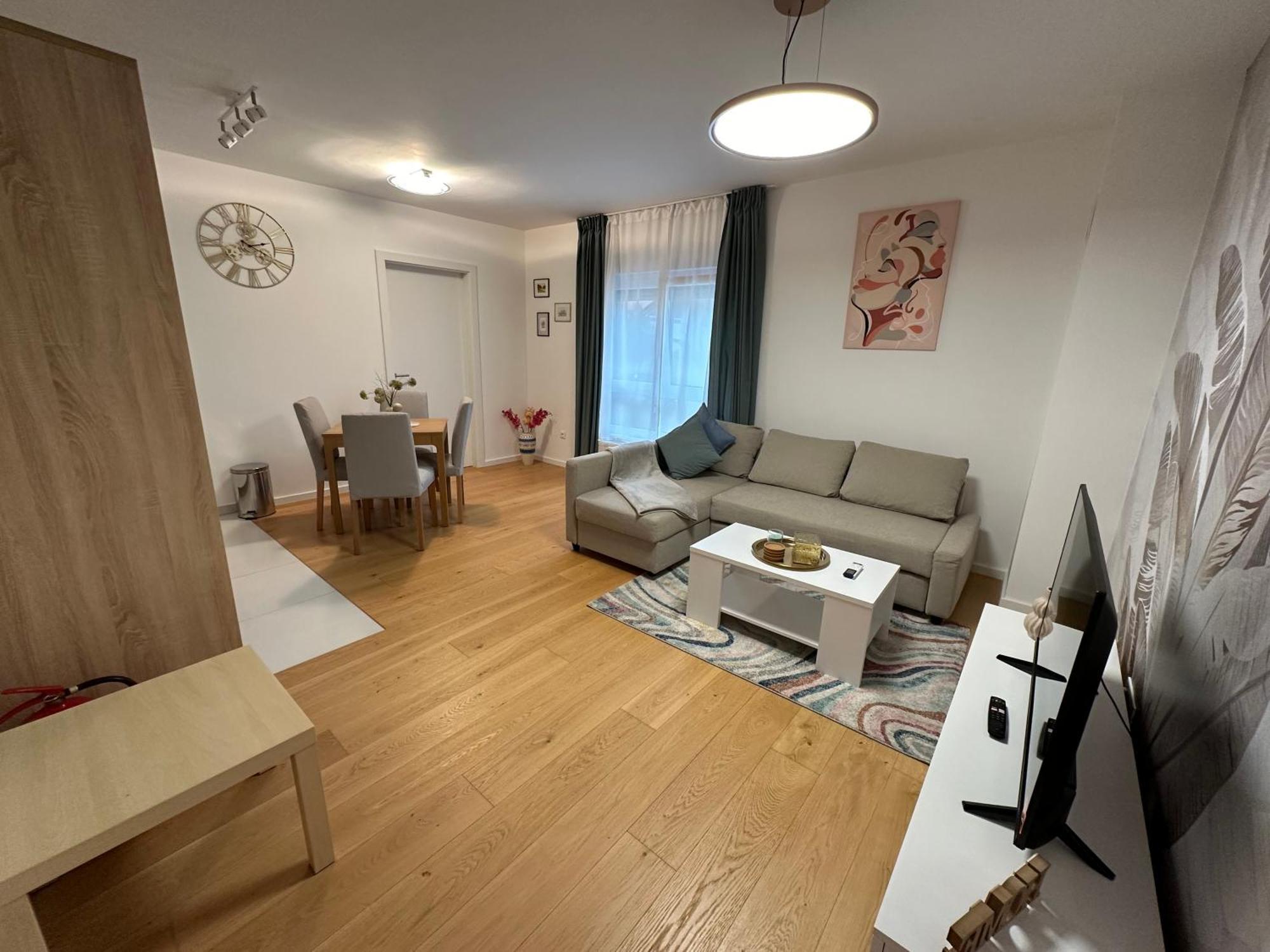 Thyke Apartment Крапинске Топлице Екстериор снимка